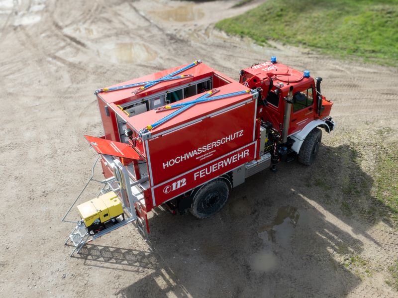Das Wechselmodul Hochwasserschutz ist der rollende Werkzeugkoffer mit Normbeladung eines GW-L HW (Bild: Daimler Truck).